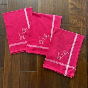 Tag Reindeer Kitchen Towels (Set of 3), Red & White
